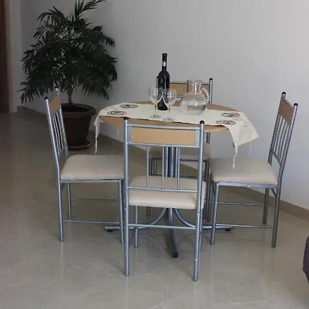 Maras Apartment Vodice