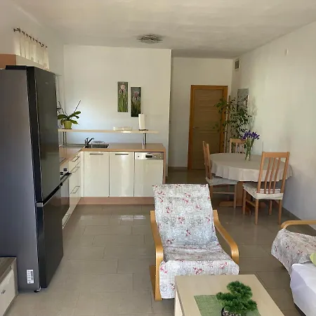 Maras Apartment Vodice